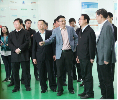 市長、書記親臨南方IT學(xué)院，送上特禮關(guān)懷與鼓勵